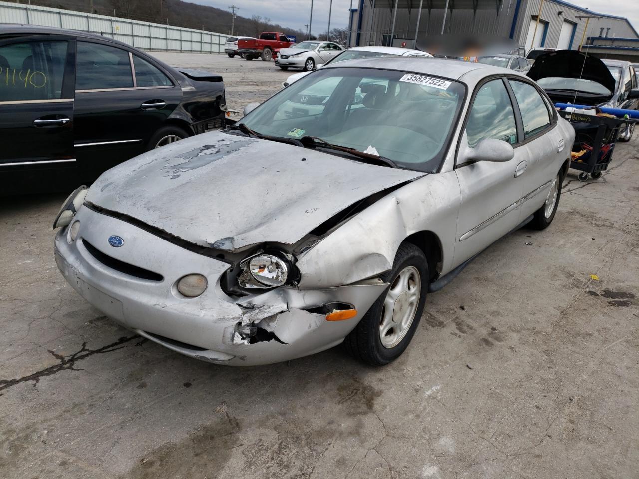 Photo 2 from auction – 1996 FORD TAURUS GL with VIN 1FALP52U2TA232268