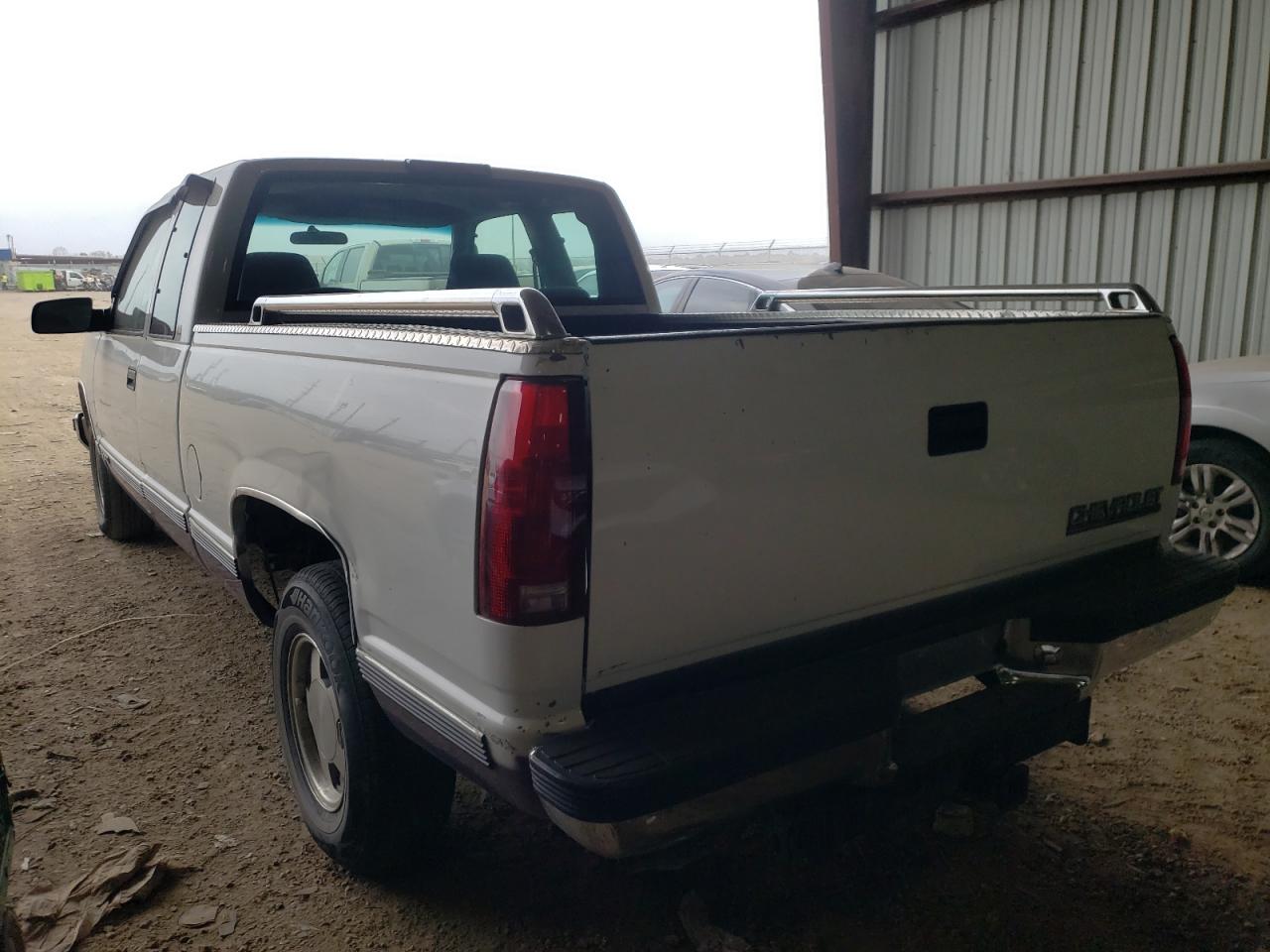 Photo 3 from auction – 1998 CHEVROLET GMT-400 C1 with VIN 2GCEC19M8W1278330