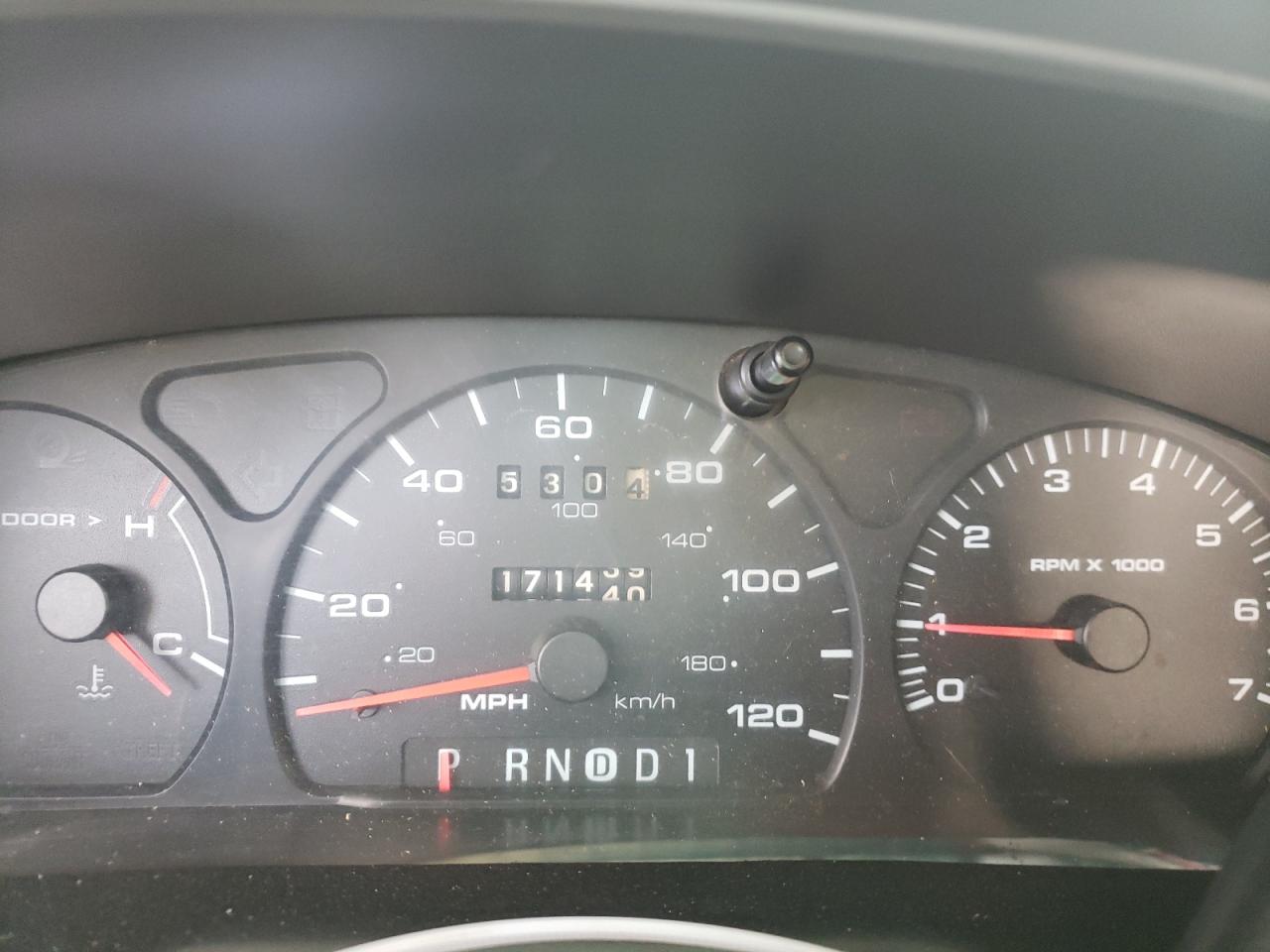 صورة رقم 8 من المزاد - 2003 FORD TAURUS SES مع VIN 1FAFP55U23A139517