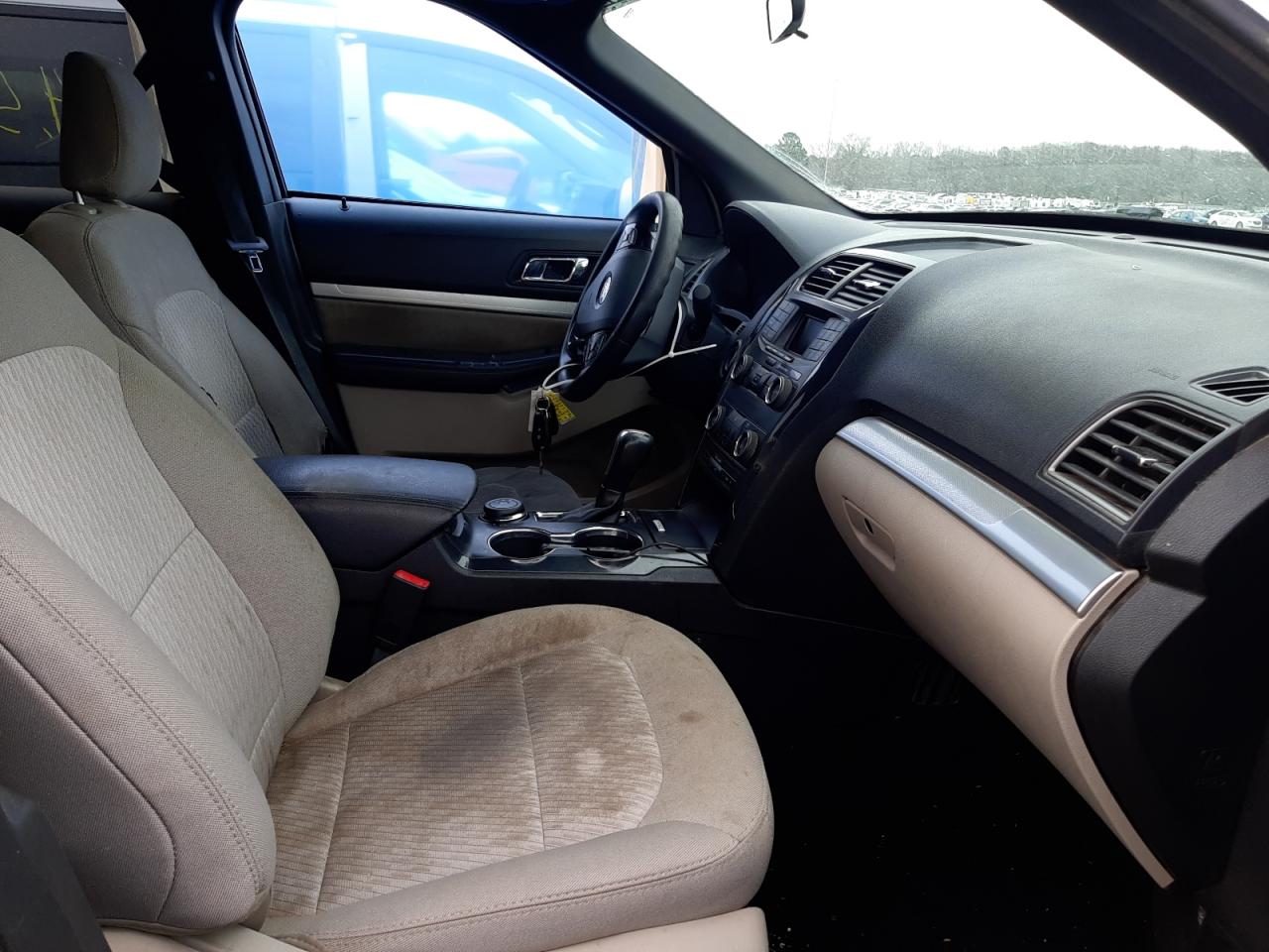 Photo 5 from auction – 2019 FORD EXPLORER with VIN 1FM5K8B84KGA90891