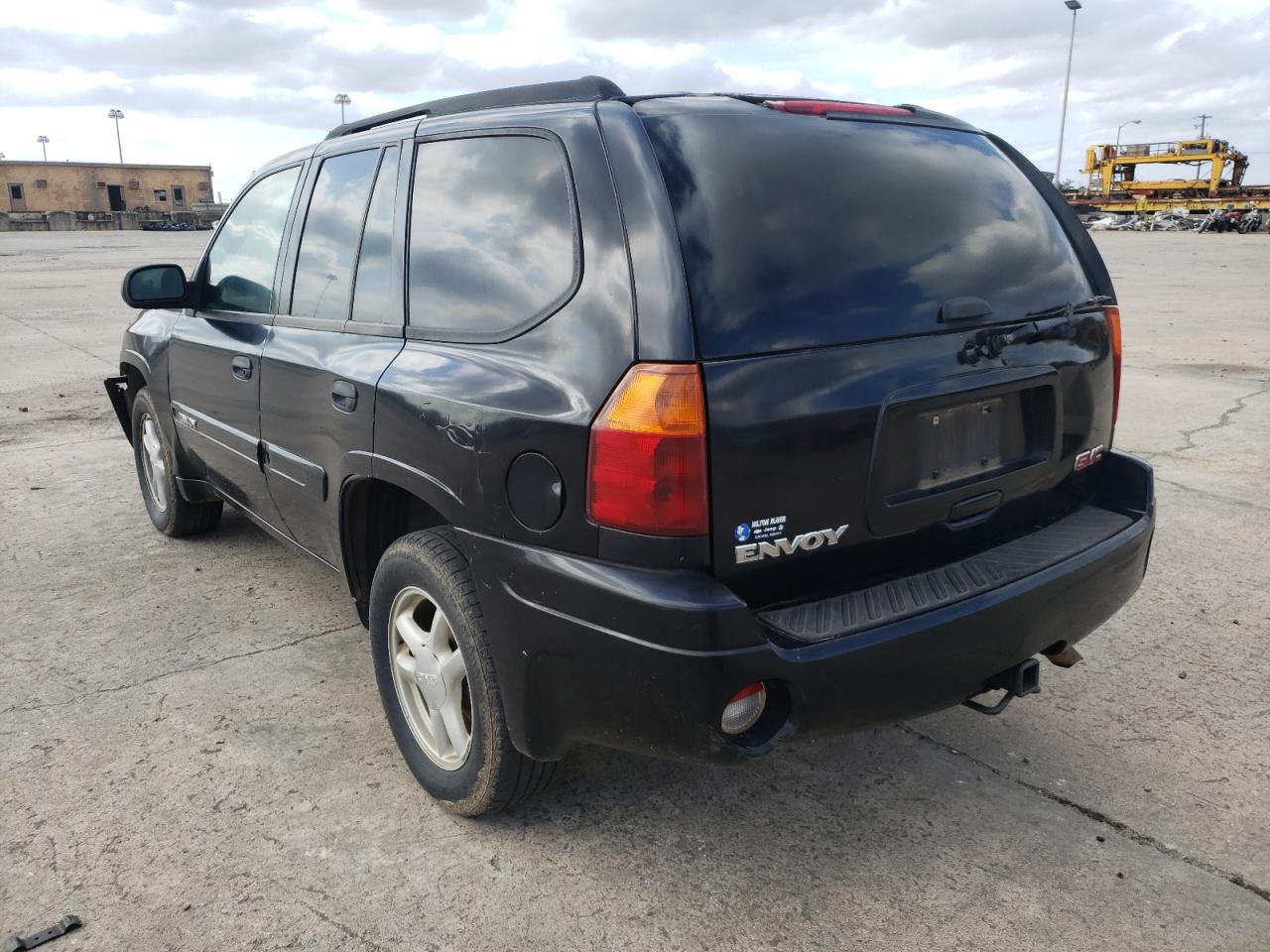 Photo 3 from auction – 2005 GMC ENVOY with VIN 1GKDS13S552114851