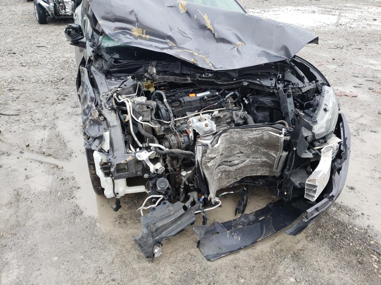 Photo 9 from auction – 2016 HONDA CIVIC EX with VIN 19XFC2F78GE033959