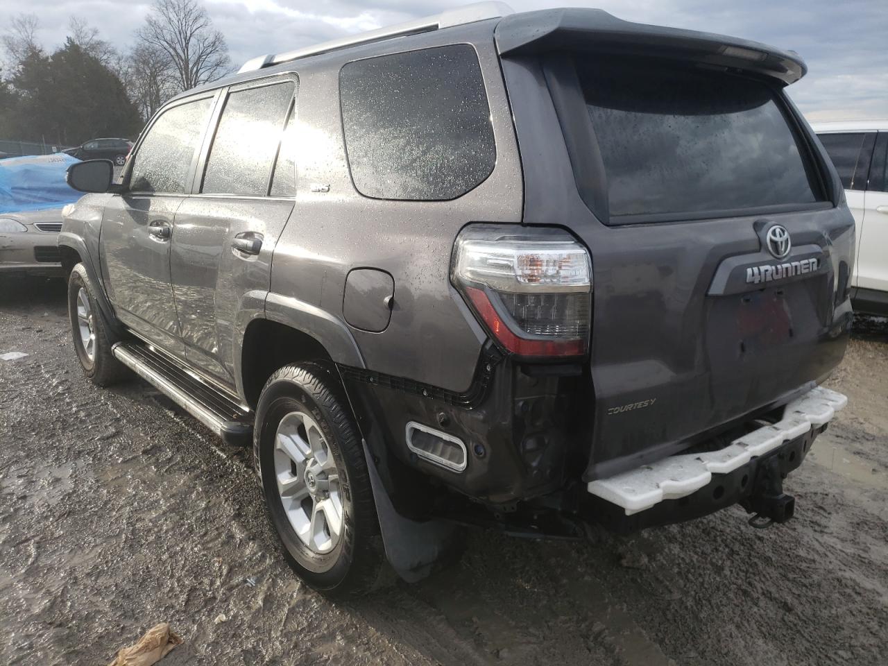 Photo 3 from auction – 2015 TOYOTA 4RUNNER SR with VIN JTEZU5JR4F5097300