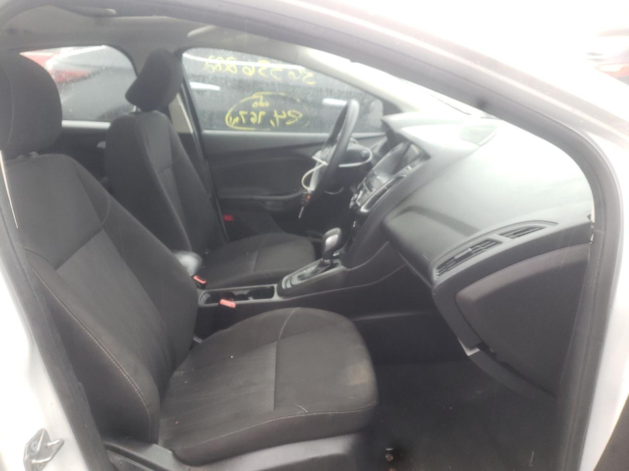 Photo 5 from auction – 2017 FORD FOCUS SEL with VIN 1FADP3M2XHL264563