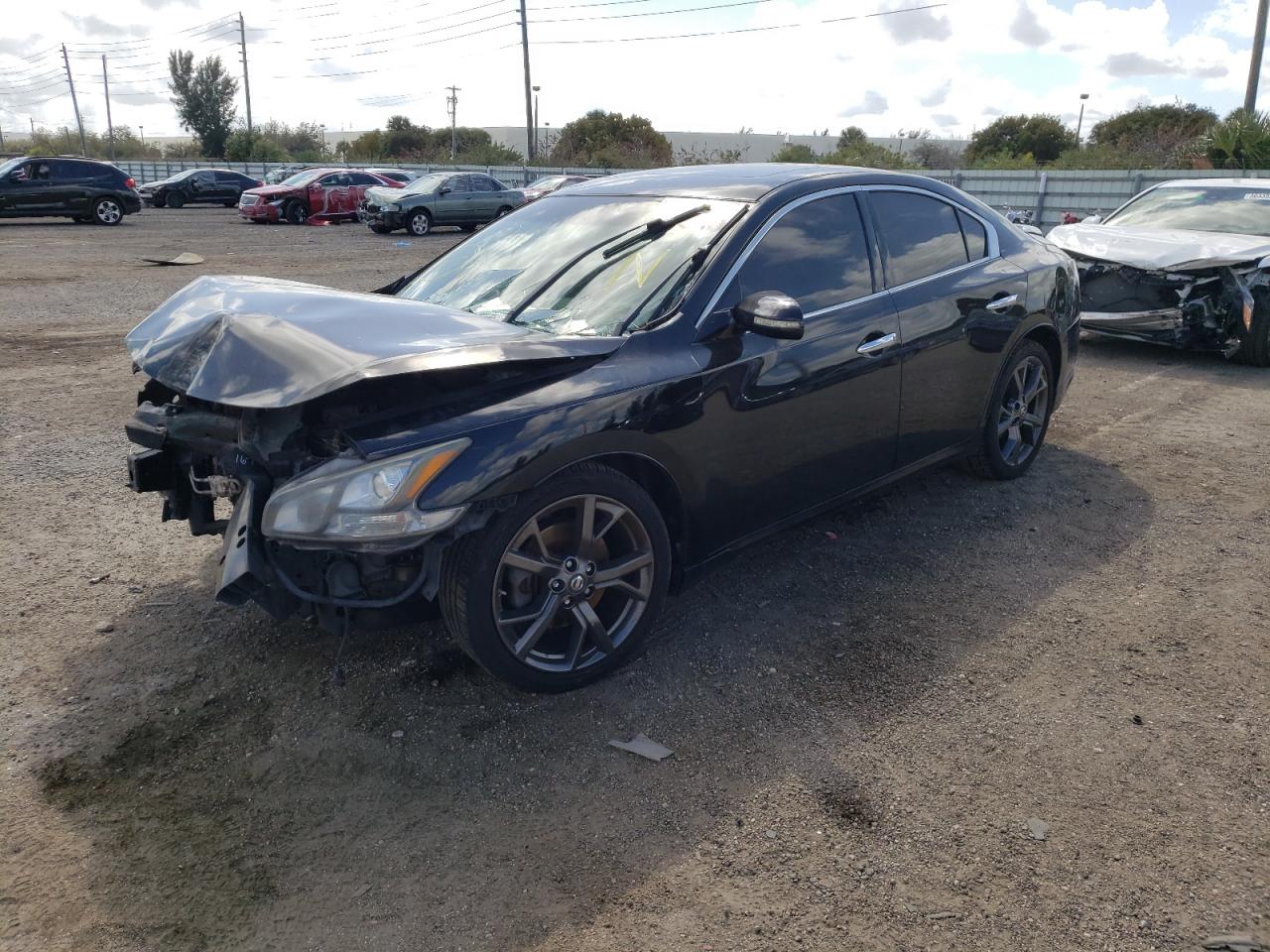 Photo 2 from auction – 2013 NISSAN MAXIMA S with VIN 1N4AA5AP4DC844174