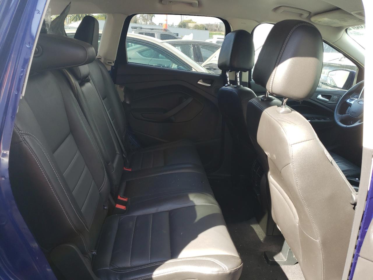 Photo 6 from auction – 2015 FORD ESCAPE SE with VIN 1FMCU9GXXFUB96728