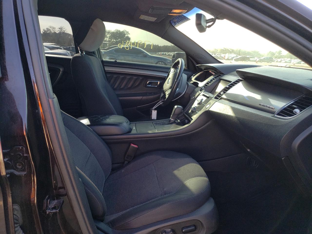 Photo 5 from auction – 2013 FORD TAURUS SEL with VIN 1FAHP2E88DG154371