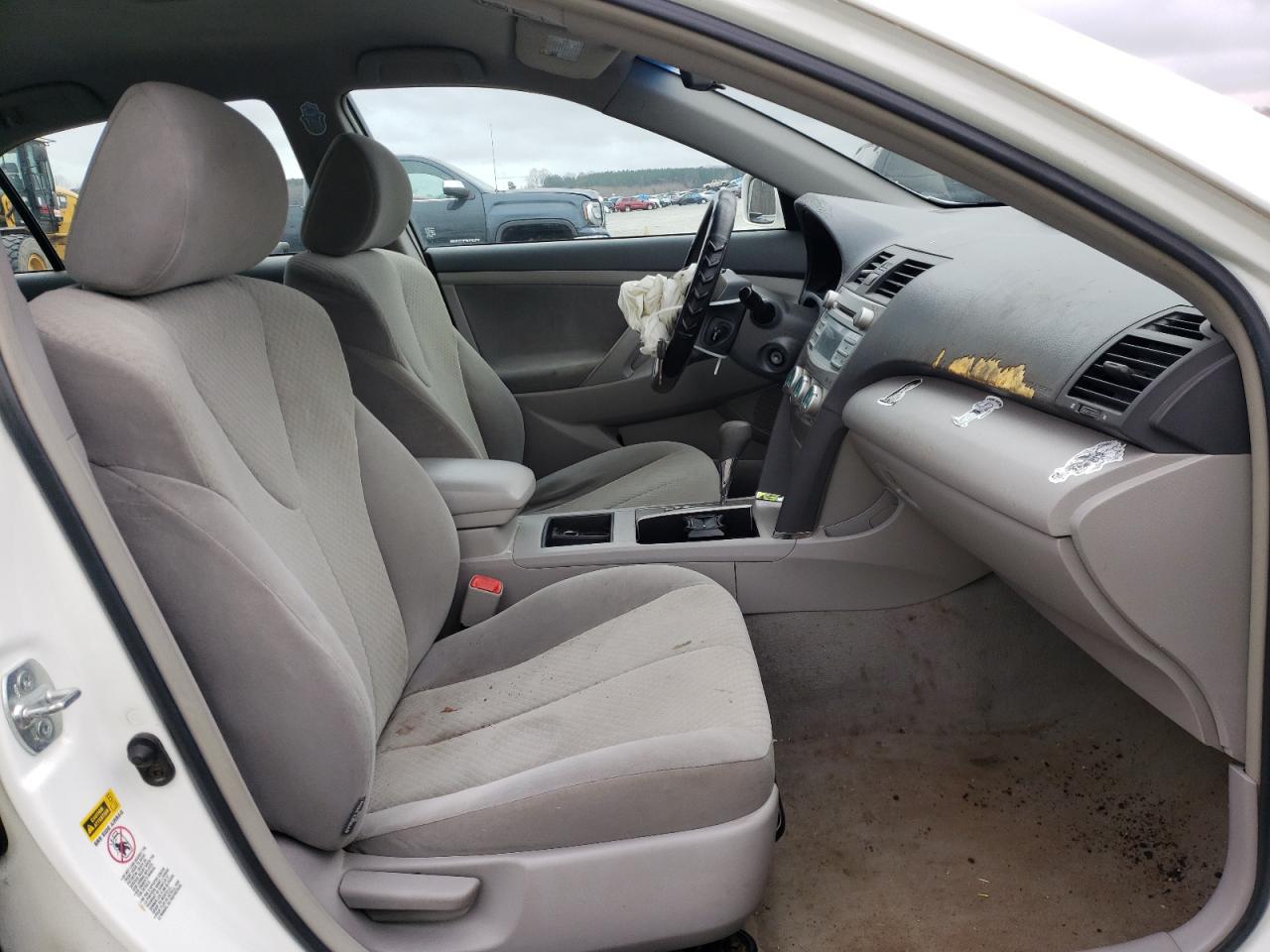 Photo 5 from auction – 2007 TOYOTA CAMRY CE with VIN 4T1BE46K87U530466