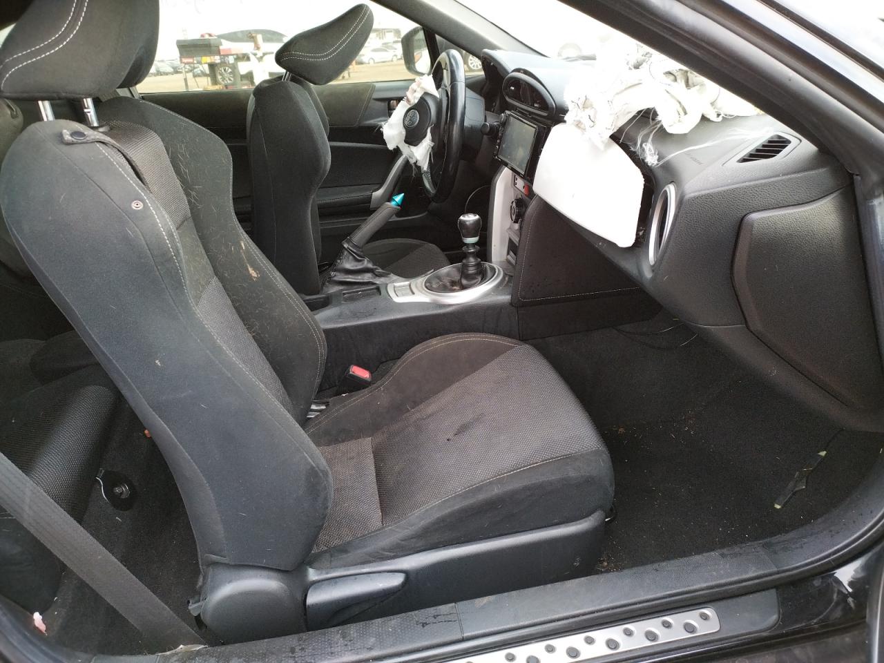 Photo 5 from auction – 2017 TOYOTA 86 BASE with VIN JF1ZNAA19H9703907