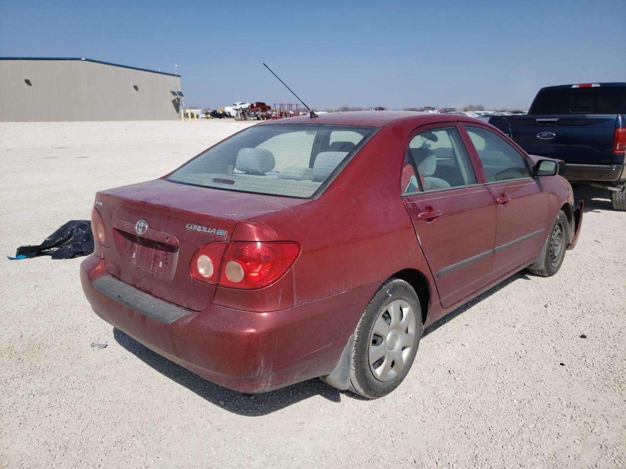 Photo 4 from auction – 2005 TOYOTA COROLLA CE with VIN 1NXBR32EX5Z545367