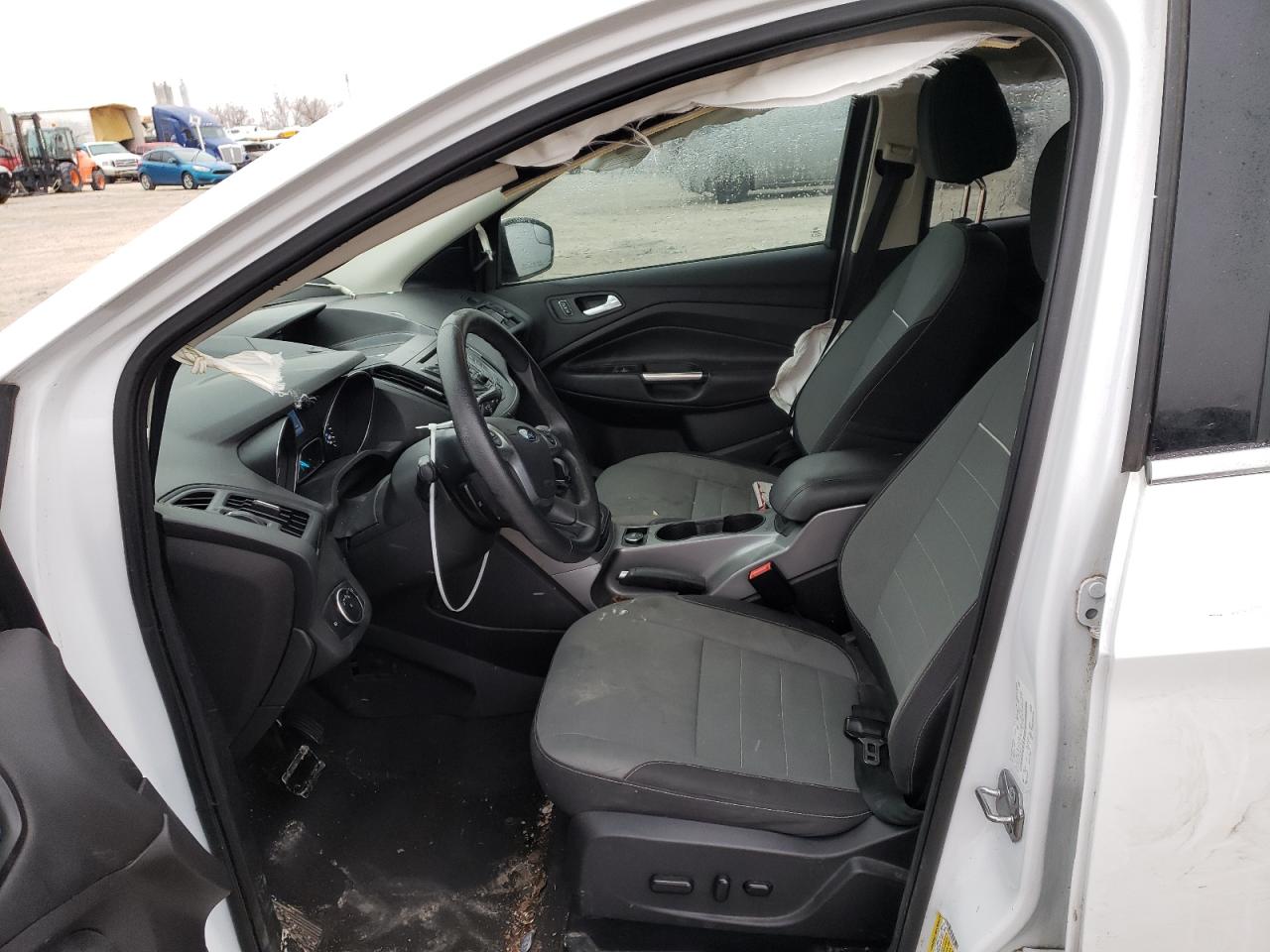 Photo 5 from auction – 2015 FORD ESCAPE SE with VIN 1FMCU0GX8FUB06147