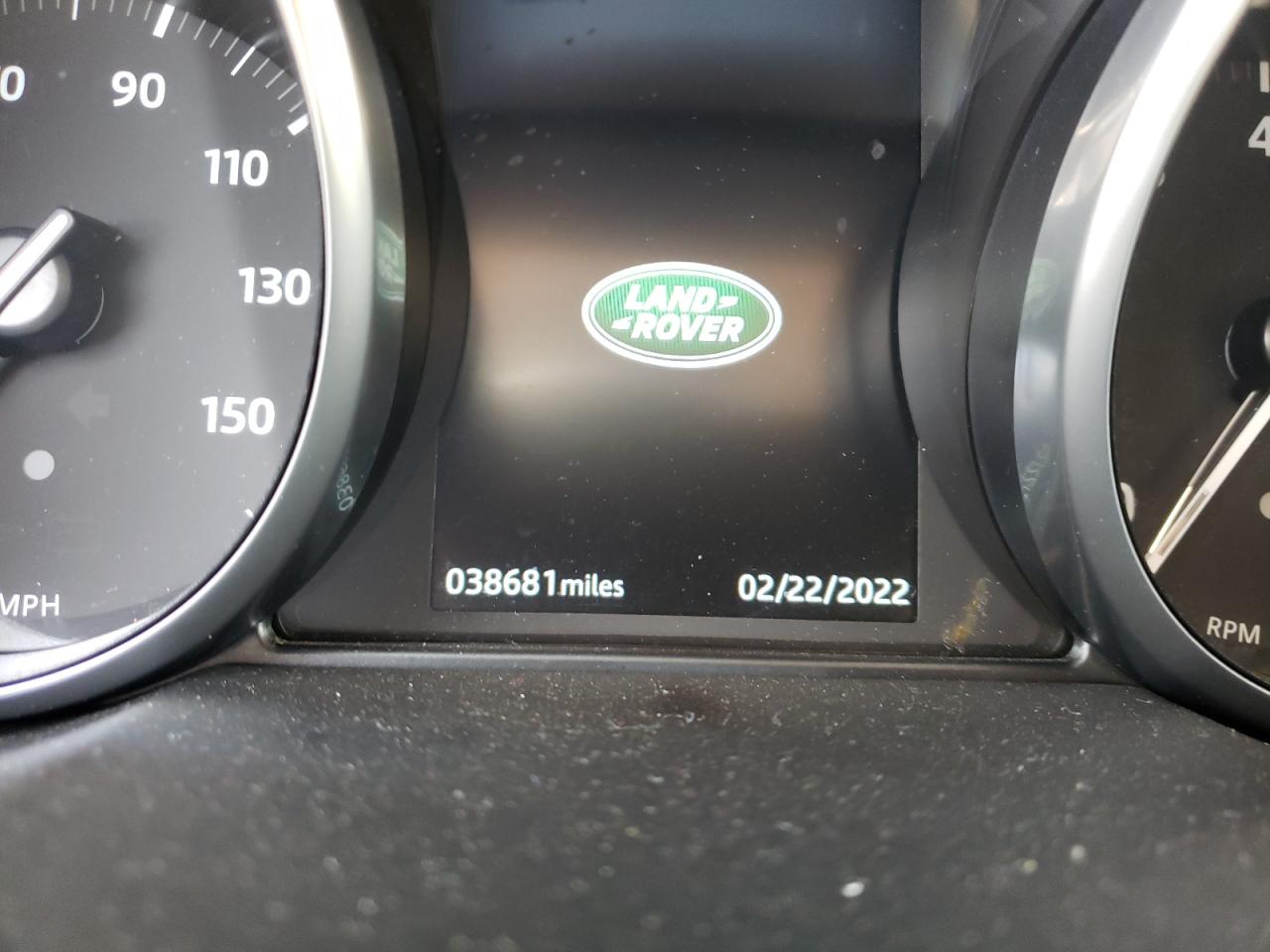 Photo 8 from auction – 2018 LAND ROVER RANGE ROVE with VIN SALVP2RX0JH279667