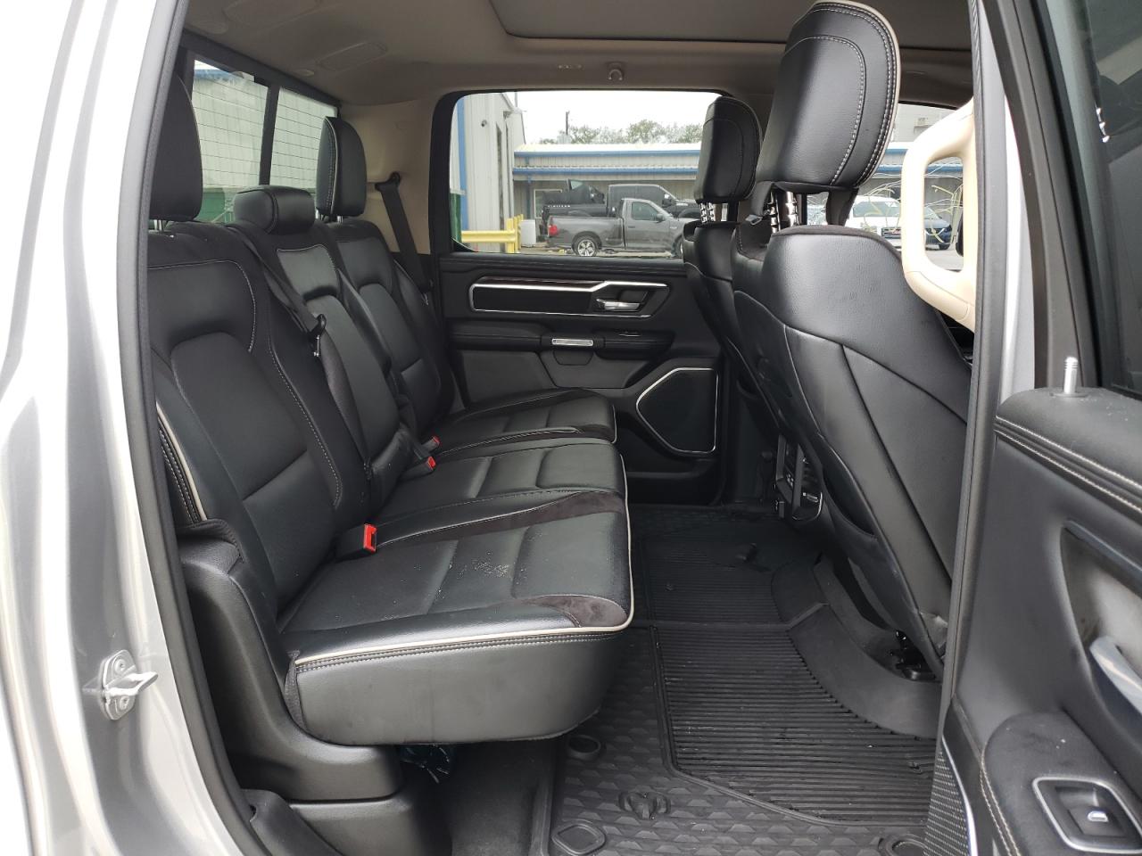 Photo 6 from auction – 2021 RAM 1500 LARAM with VIN 1C6RREJT5MN712488