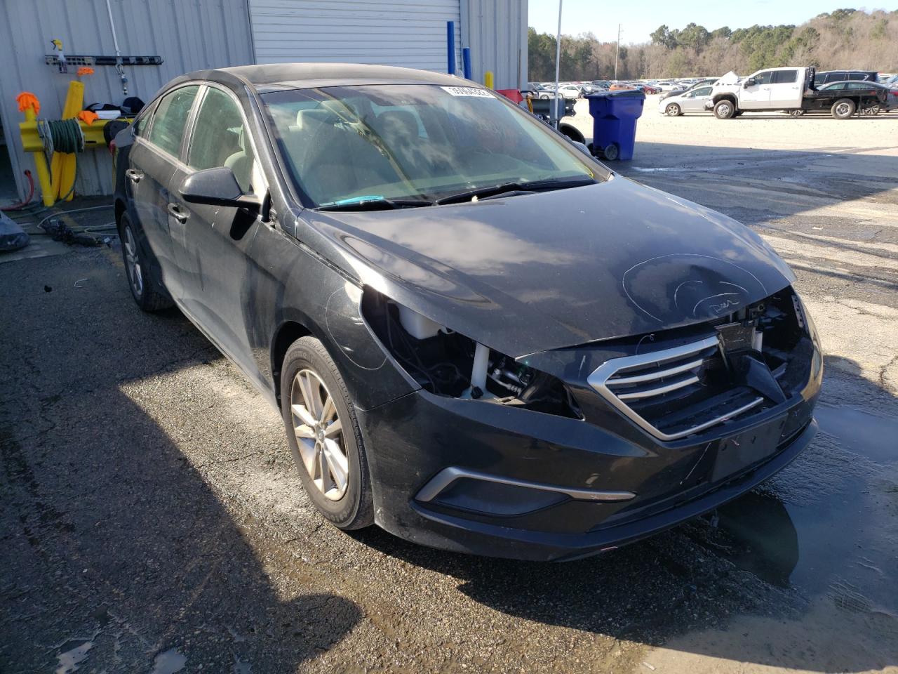 Photo 1 from auction – 2017 HYUNDAI SONATA SE with VIN 5NPE24AF2HH533377