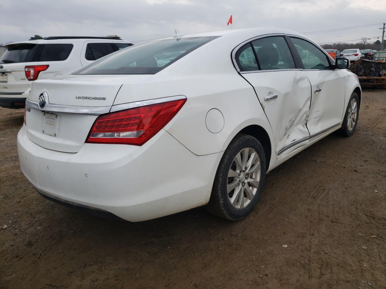 Photo 4 from auction – 2014 BUICK LACROSSE with VIN 1G4GB5GR1EF134669