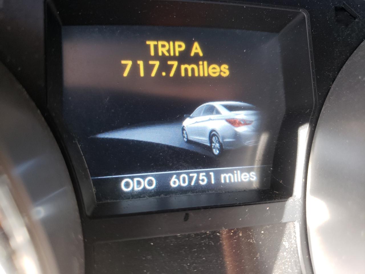 Photo 8 from auction – 2014 HYUNDAI SONATA SE with VIN 5NPEC4AC0EH847477