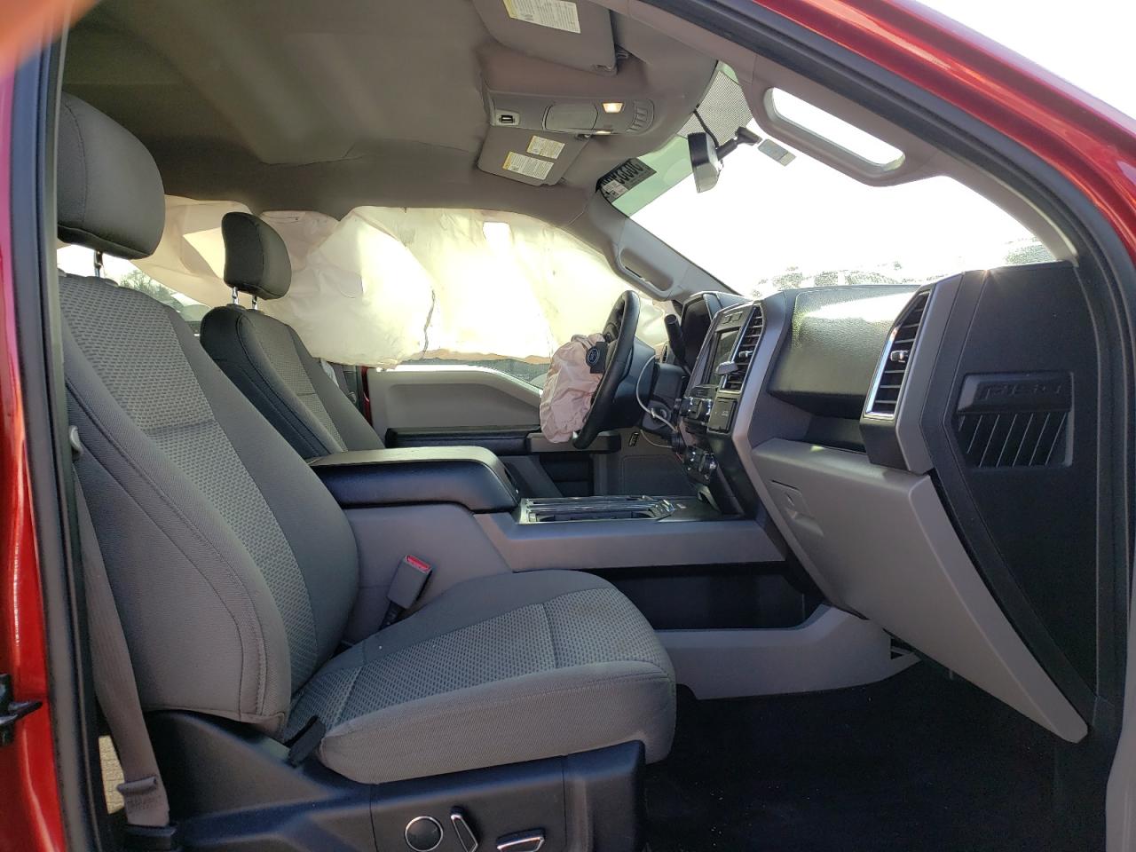 Photo 5 from auction – 2016 FORD F150 SUPER with VIN 1FTEW1EG4GKE54072