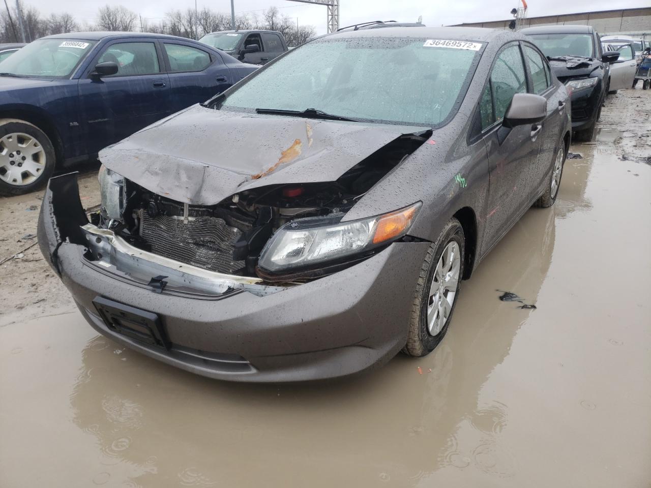 Photo 2 from auction – 2012 HONDA CIVIC LX with VIN 19XFB2F56CE041831