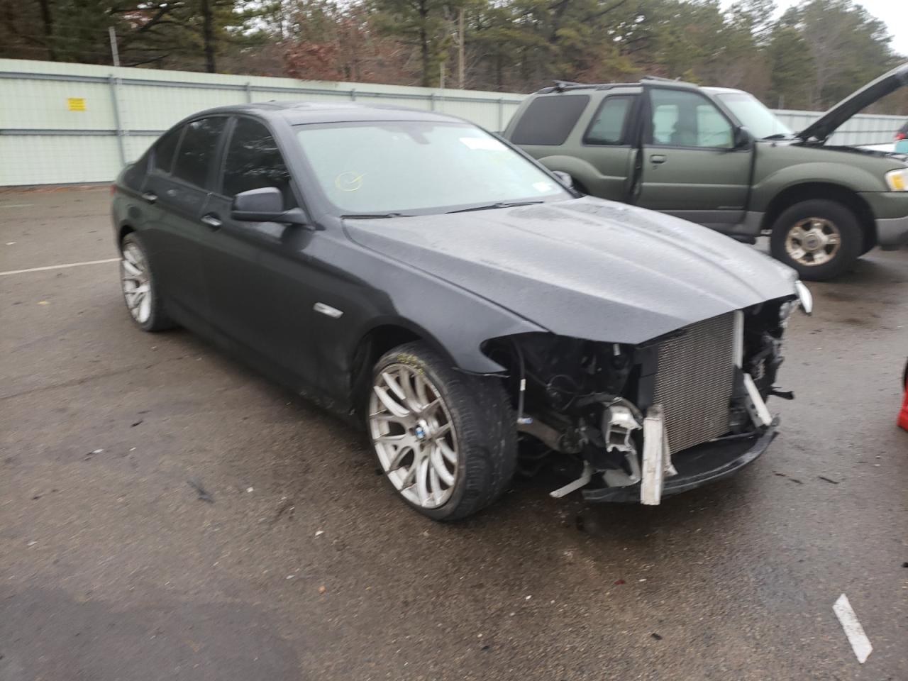 BMW 528 XI 2013 with VIN WBAXH5C54DD111352 - Photo from auction