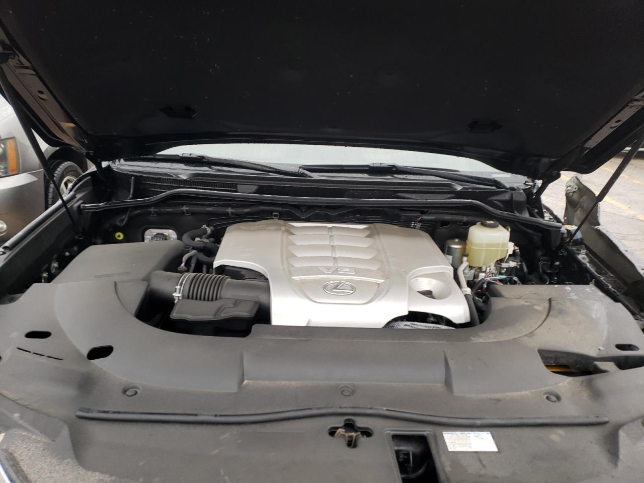 Photo 7 from auction – 2021 LEXUS LX 570 with VIN JTJDY7AX3M4335084