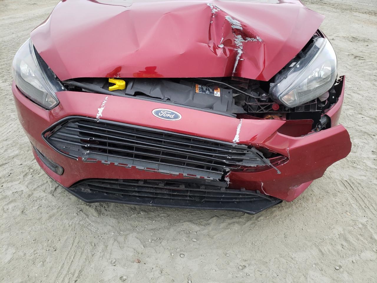 Photo 9 from auction – 2016 FORD FOCUS SE with VIN 1FADP3FEXGL403869