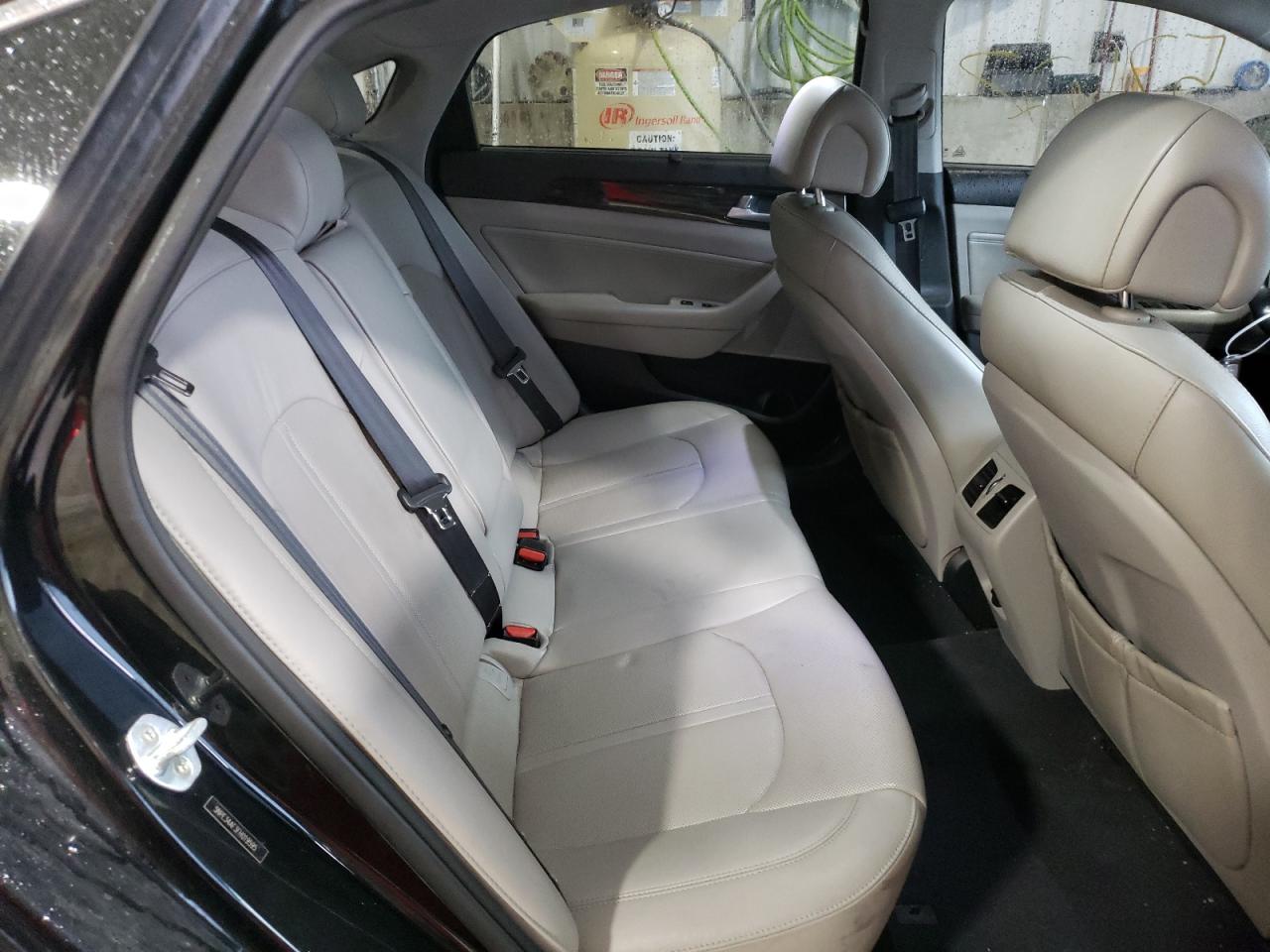 Photo 6 from auction – 2015 HYUNDAI SONATA SPO with VIN 5NPE34AF3FH019595