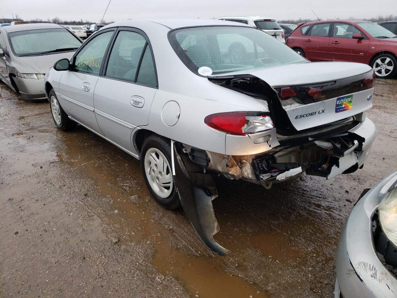 Photo 3 from auction – 1997 FORD ESCORT LX with VIN 1FALP13P3VW290770