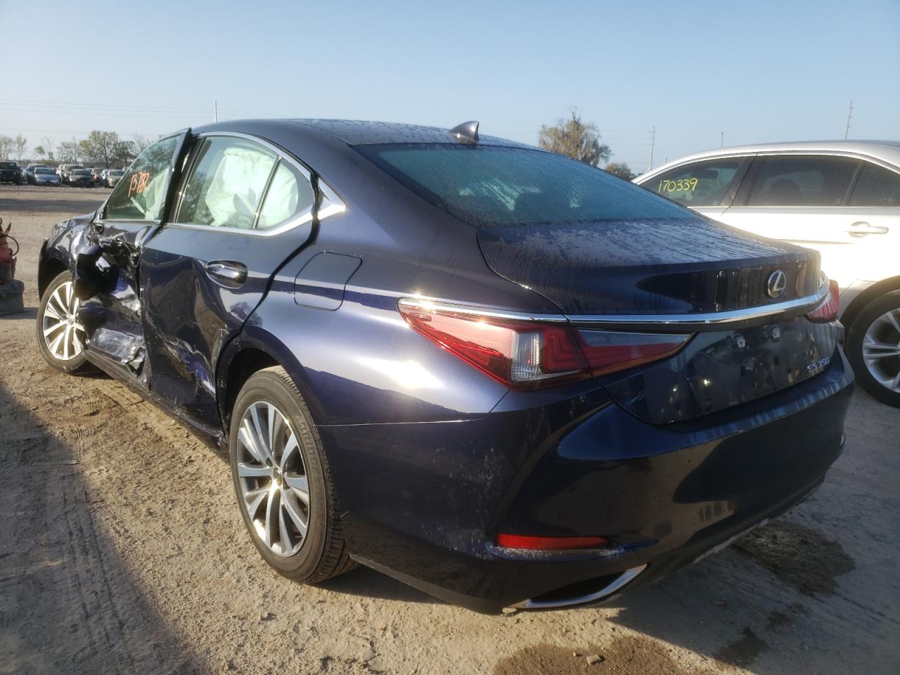 Photo 3 from auction – 2021 LEXUS ES 350 BAS with VIN 58ACZ1B14MU086530