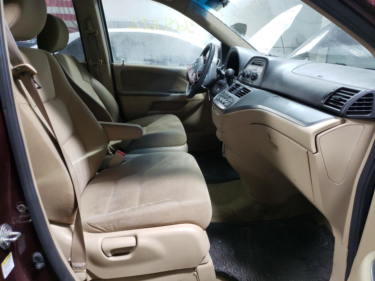 Photo 5 from auction – 2010 HONDA ODYSSEY EX with VIN 5FNRL3H44AB086357