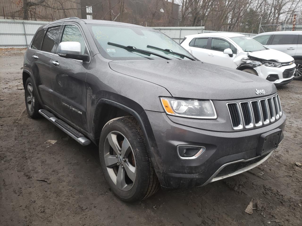 صورة رقم 1 من المزاد - 2015 JEEP GRAND CHER مع VIN 1C4RJFBG6FC680883