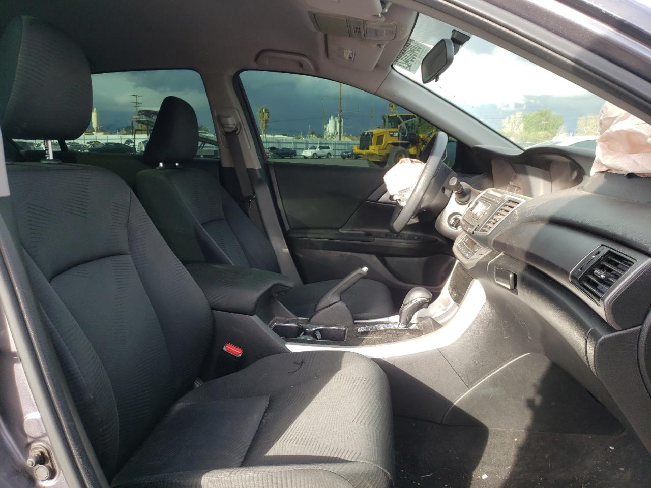 Photo 5 from auction – 2014 HONDA ACCORD LX with VIN 1HGCR2F32EA235079