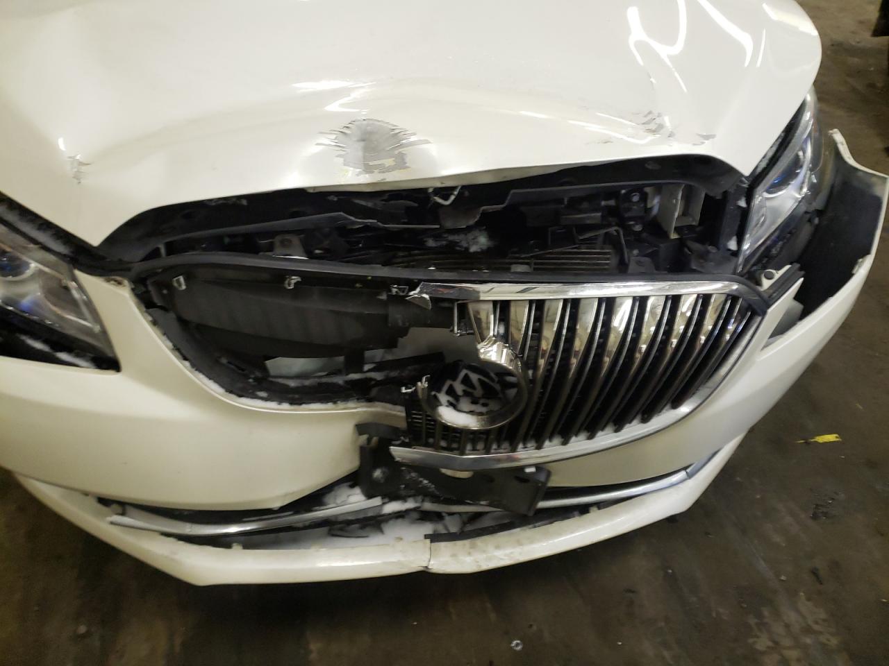 Photo 9 from auction – 2014 BUICK LACROSSE with VIN 1G4GB5GRXEF163667