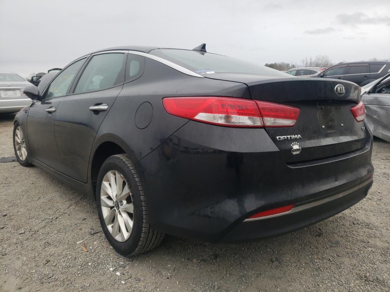 Photo 3 from auction – 2016 KIA OPTIMA EX with VIN 5XXGU4L38GG101473