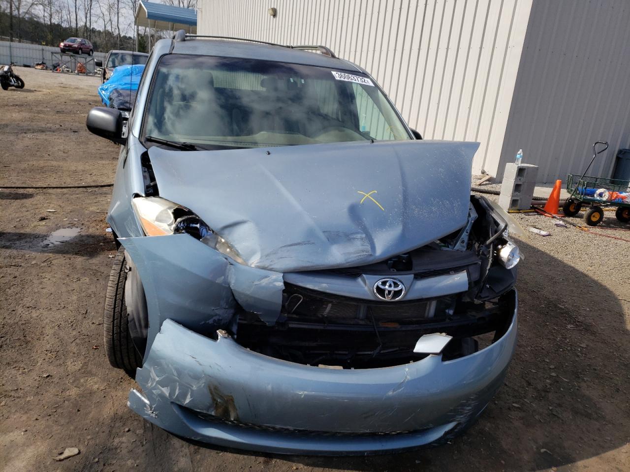 Photo 7 from auction – 2007 TOYOTA SIENNA CE with VIN 5TDZK23C37S003629