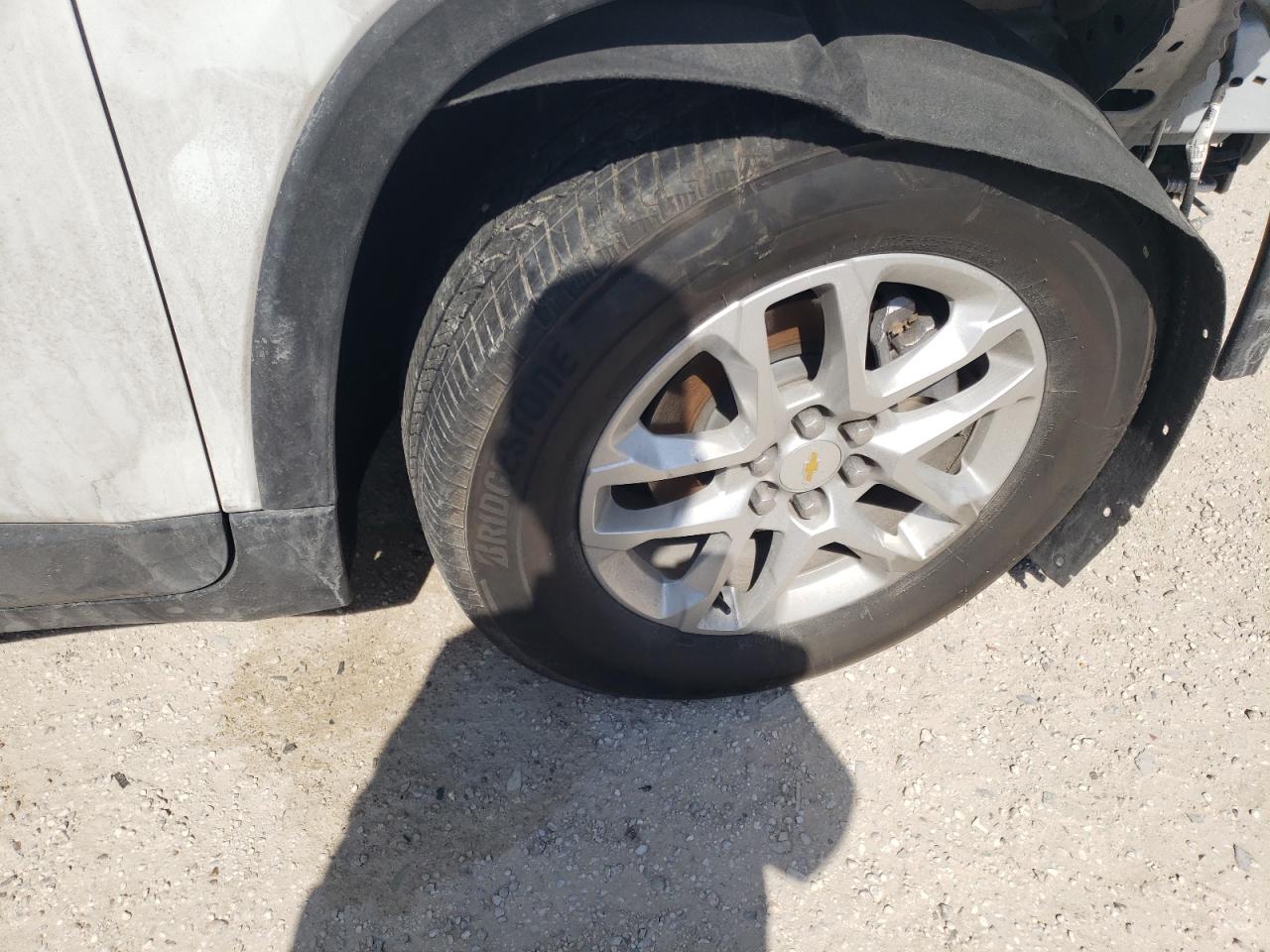 Photo 9 from auction – 2020 CHEVROLET TRAVERSE L with VIN 1GNERFKW0LJ218882