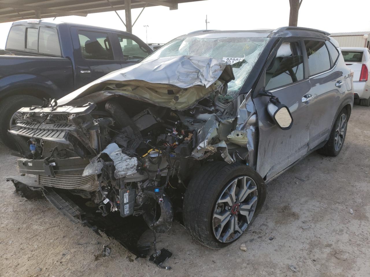 Photo 2 from auction – 2021 KIA SELTOS SX with VIN KNDETCA2XM7080807