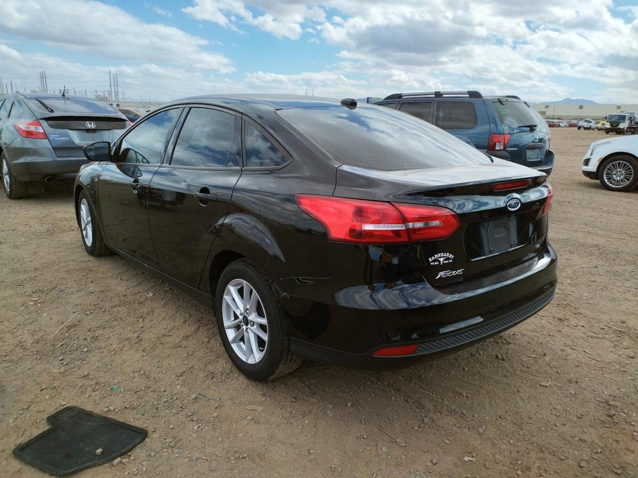 Photo 3 from auction – 2018 FORD FOCUS SE with VIN 1FADP3F2XJL217519