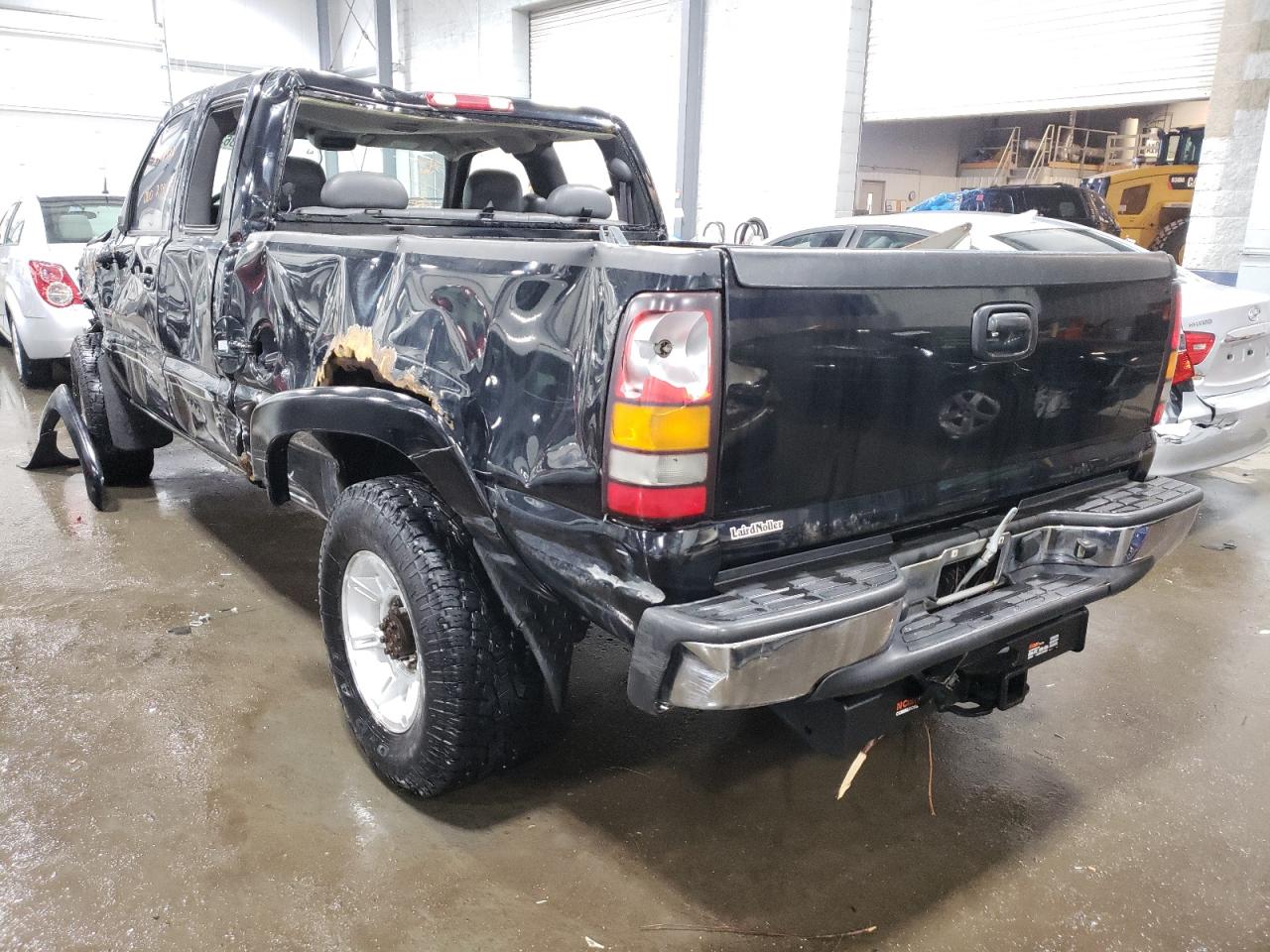 Photo 3 from auction – 2005 GMC SIERRA K25 with VIN 1GTHK29285E304944