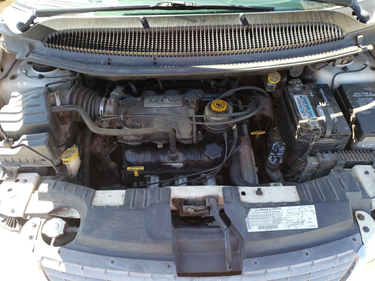 Photo 7 from auction – 2002 CHRYSLER TOWN & COU with VIN 2C8GP64L02R596025