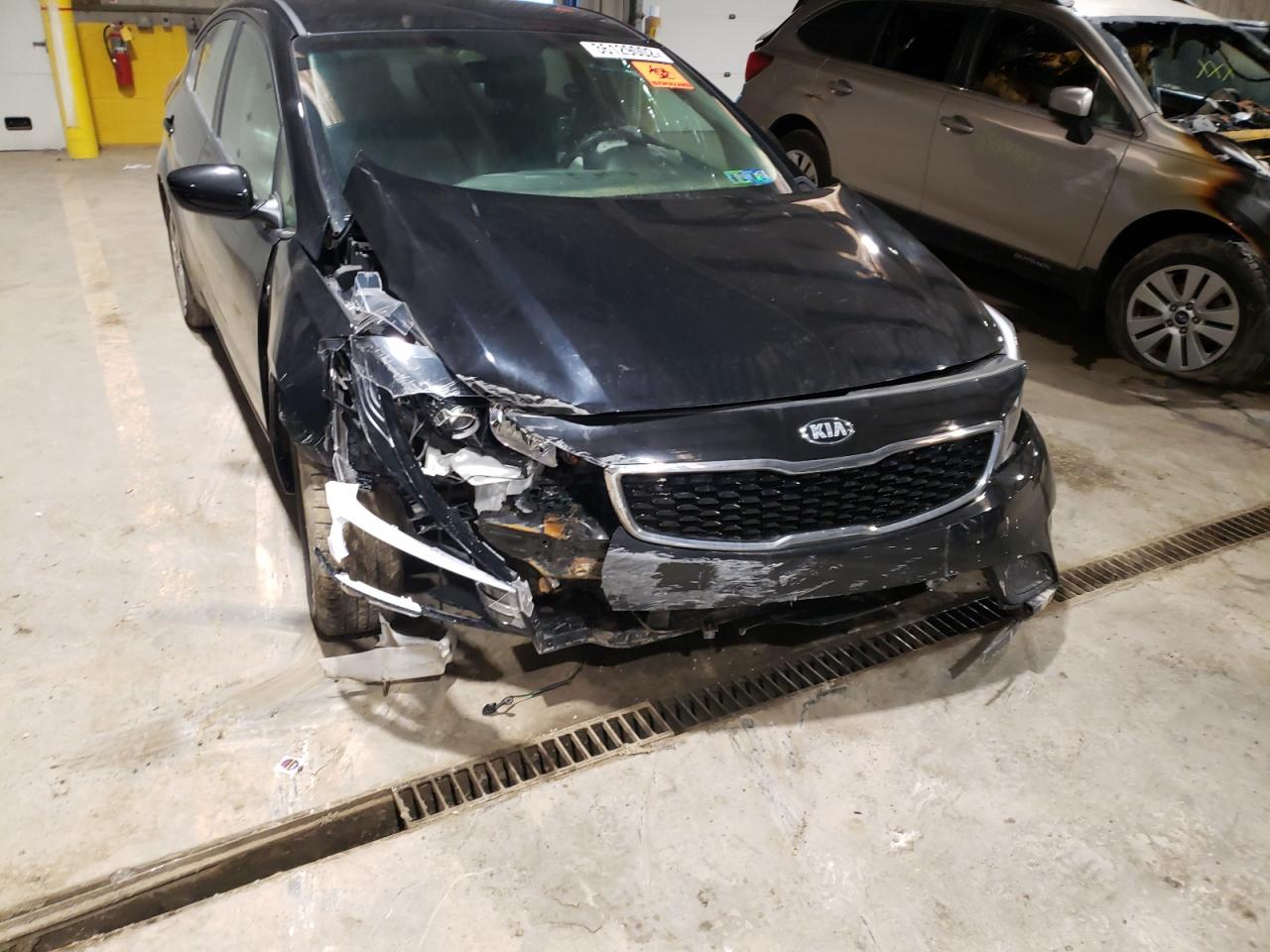 Photo 9 from auction – 2017 KIA FORTE LX with VIN 3KPFK4A70HE096674