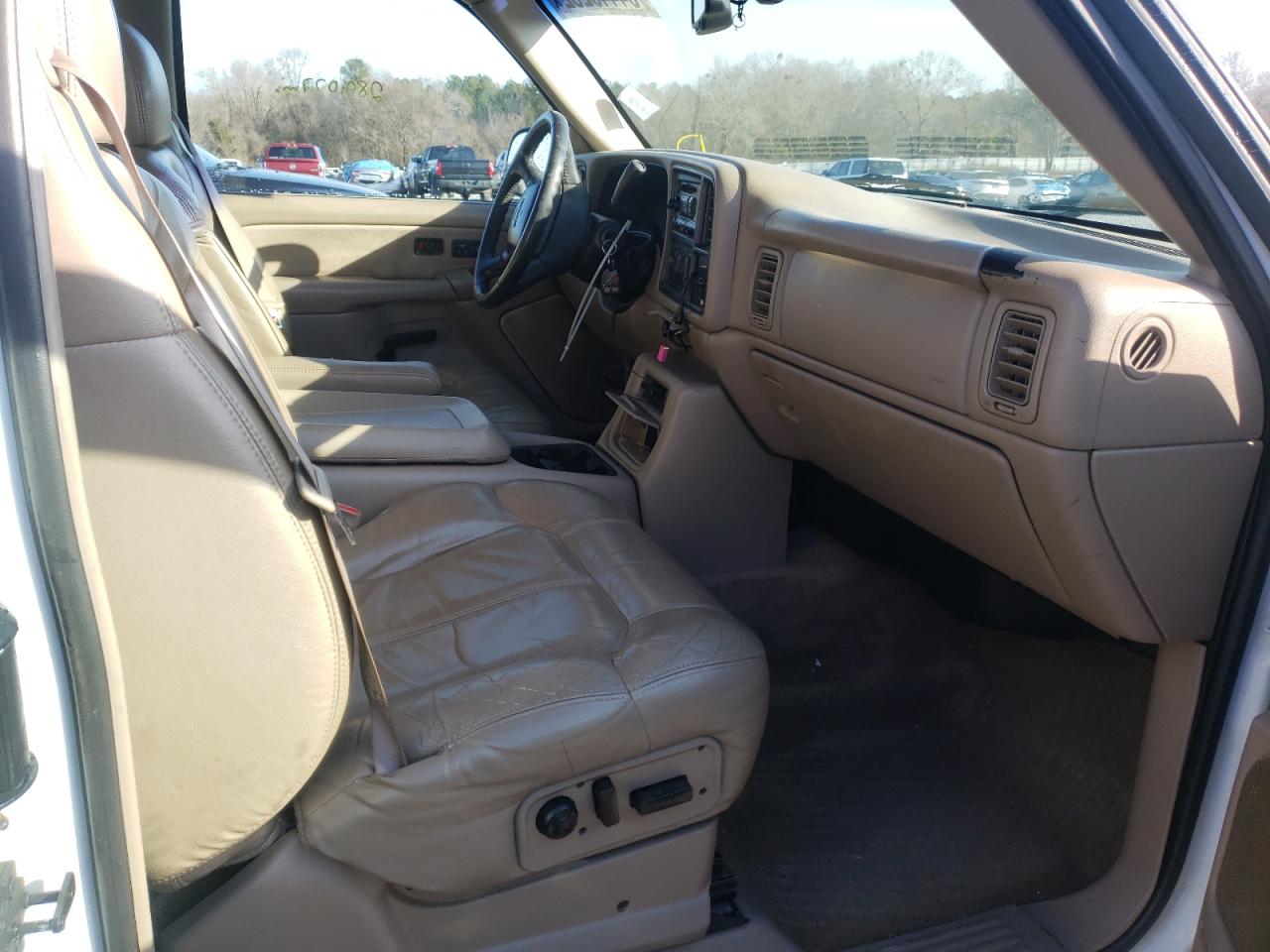 Photo 5 from auction – 2002 GMC NEW SIERRA with VIN 2GTEK19T221115273