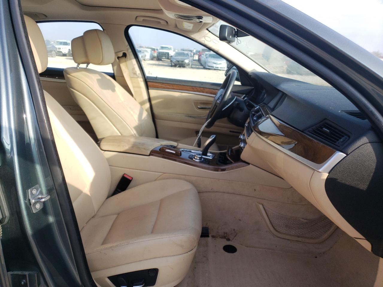 Zdjęcie 5 z aukcji – 2012 BMW 528 I z VIN WBAXG5C58CDY28094