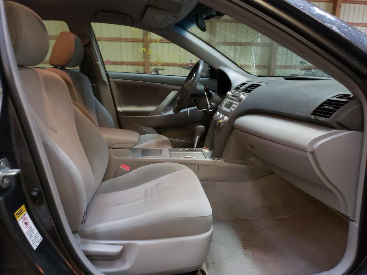 Photo 5 from auction – 2010 TOYOTA CAMRY BASE with VIN 4T1BF3EK2AU098666