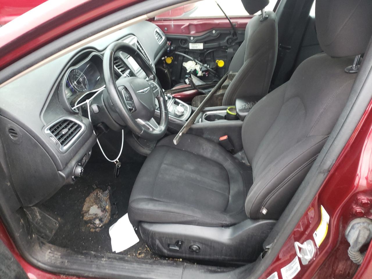 Photo 5 from auction – 2015 CHRYSLER 200 LIMITE with VIN 1C3CCCAB3FN637776
