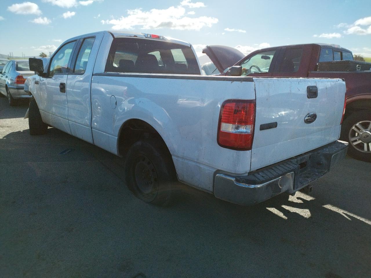 Photo 3 from auction – 2004 FORD F150 with VIN 1FTRX12W64NB12210