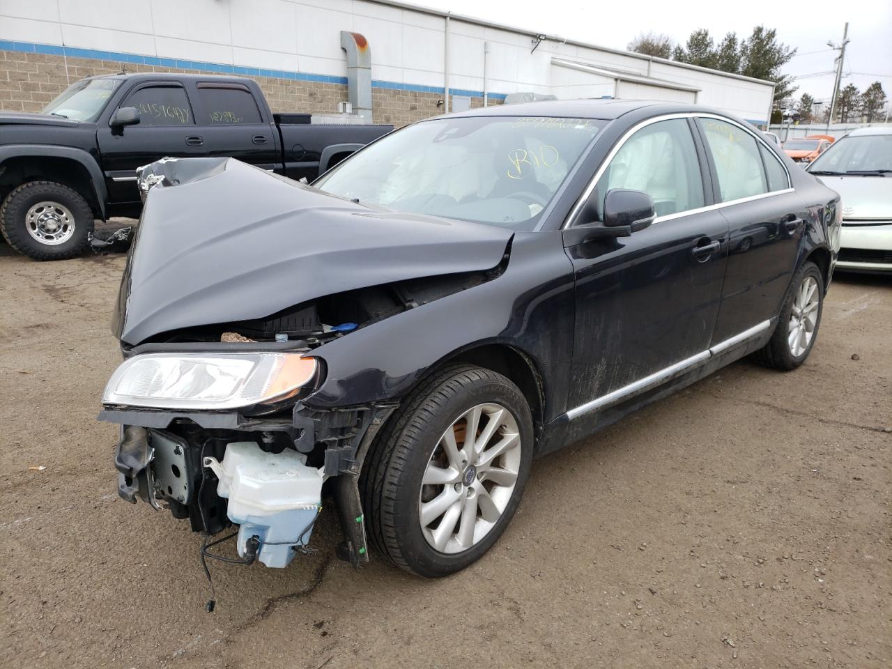 Photo 2 from auction – 2014 VOLVO S80 3.2 with VIN YV1952AS2E1180212