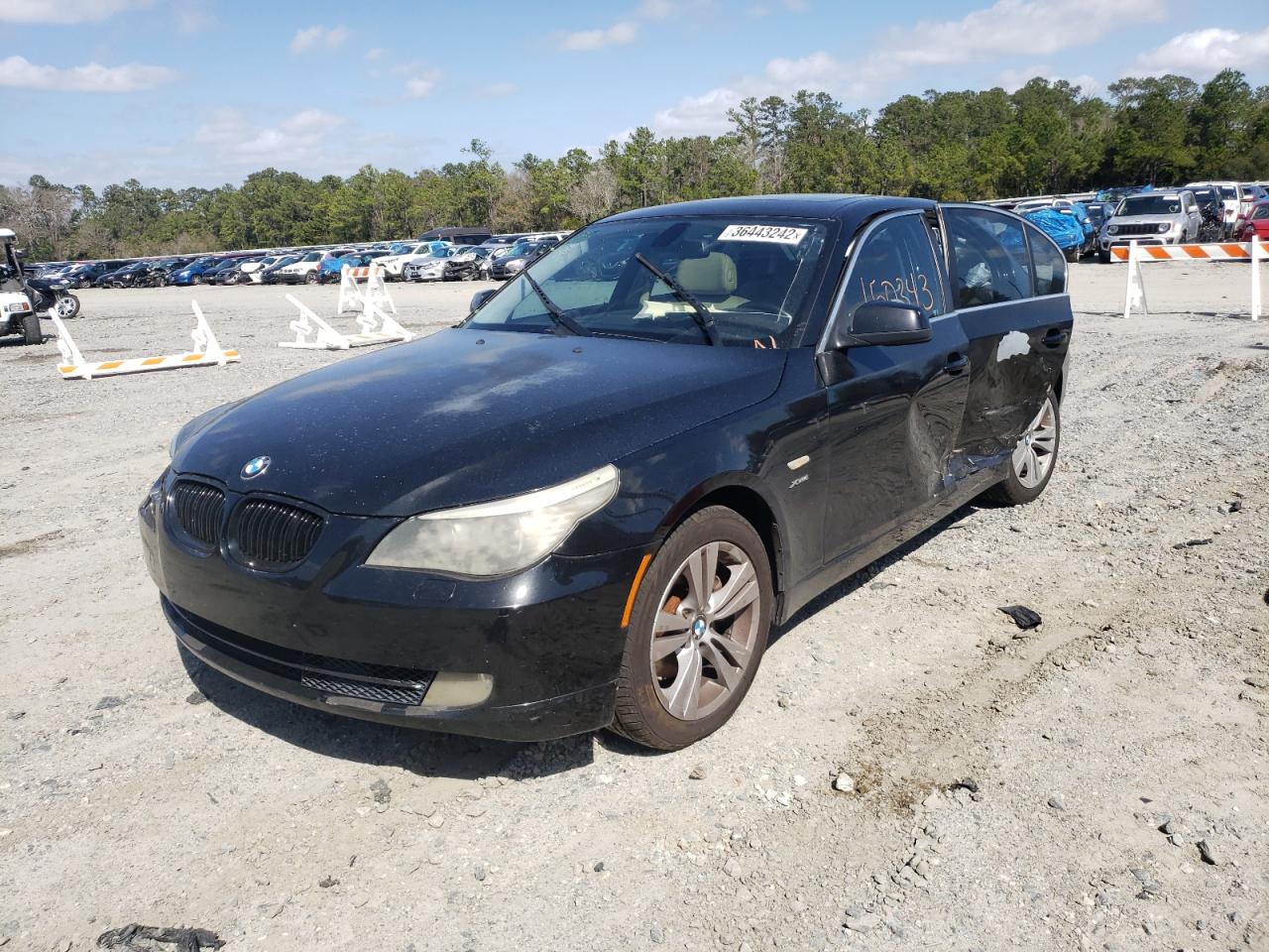 Photo 2 from auction – 2010 BMW 528 XI with VIN WBANV1C52AC444899