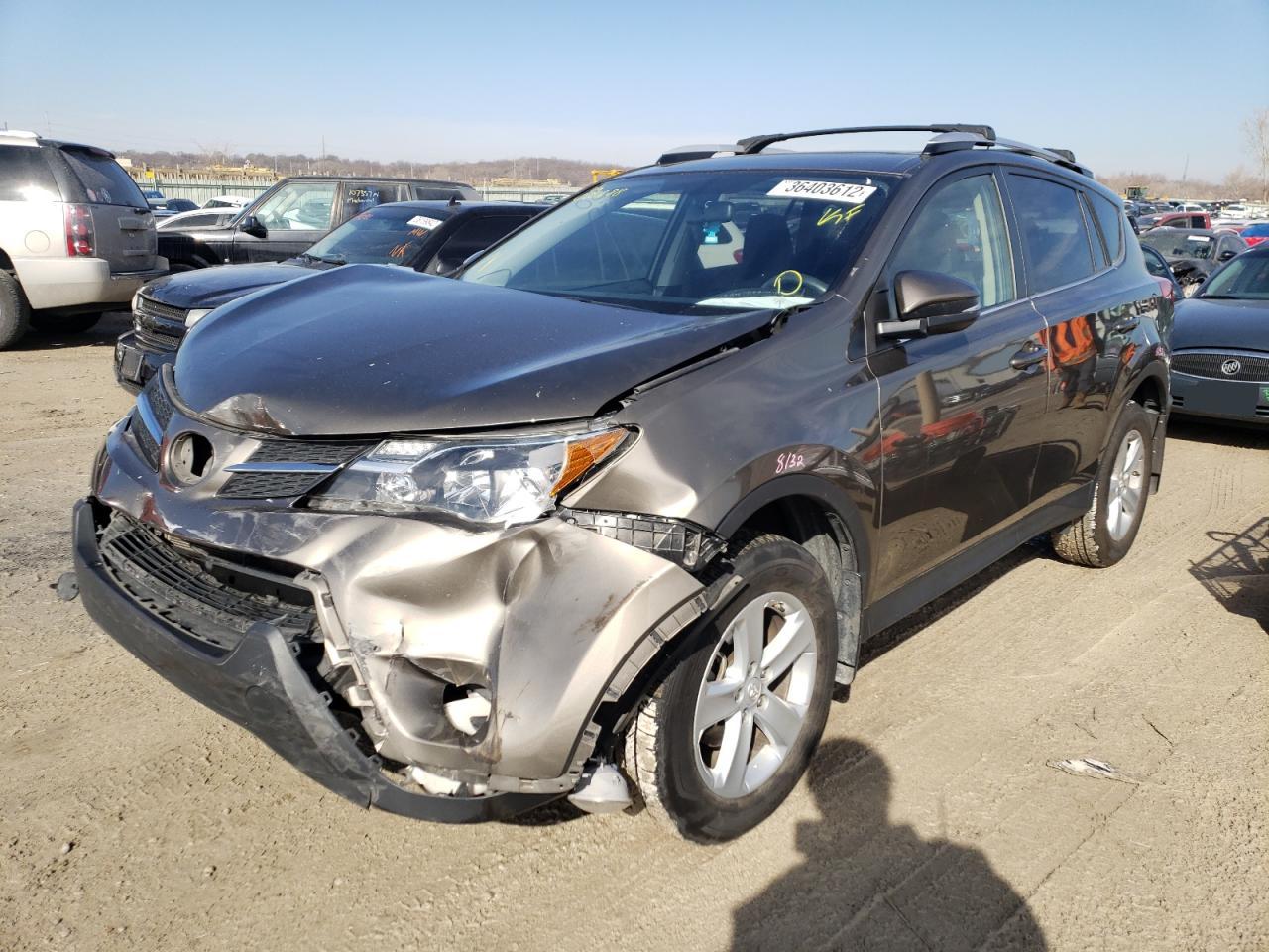 Photo 2 from auction – 2013 TOYOTA RAV4 XLE with VIN JTMWFREV9DD008288