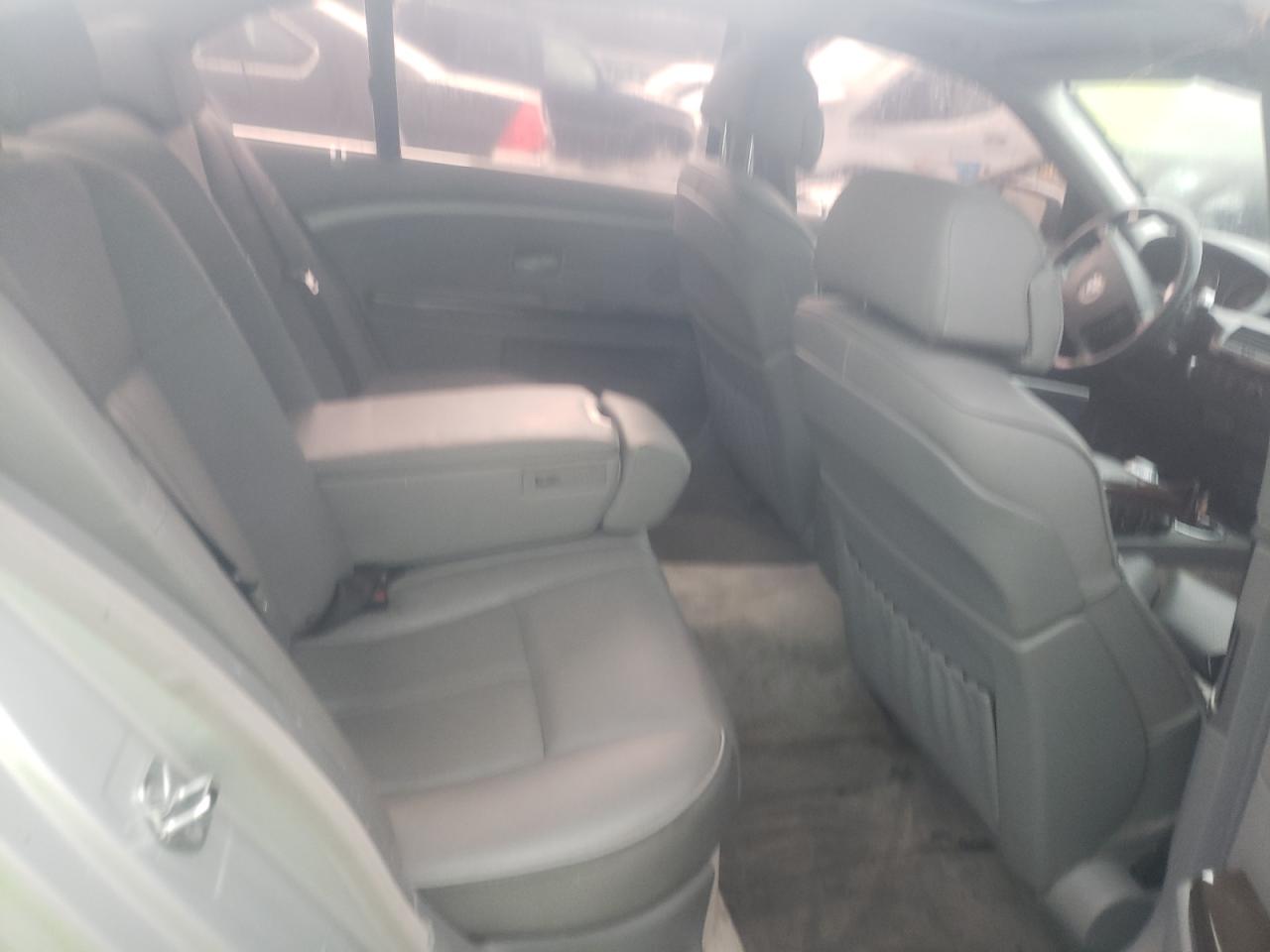 Photo 6 from auction – 2004 BMW 745 LI with VIN WBAGN63554DS54440