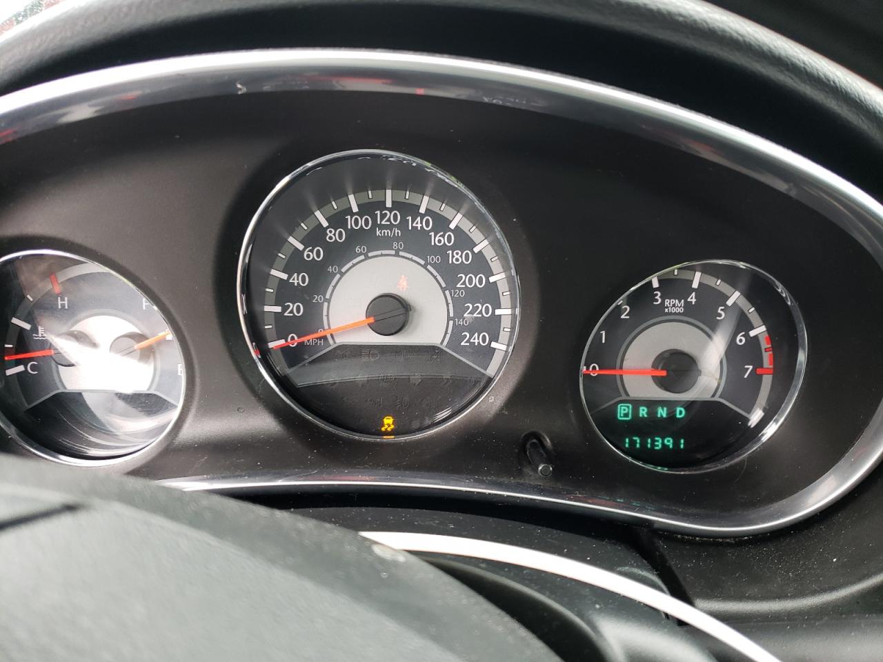 Photo 8 from auction – 2012 CHRYSLER 200 LX with VIN 1C3CCBAB2CN163907
